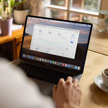 莱斯特城完胜狼队，表现出色