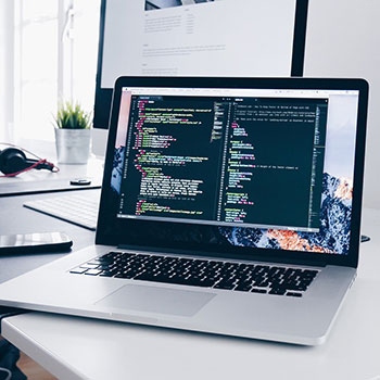 曼城擒巴黎顺利晋级，士气高涨备战